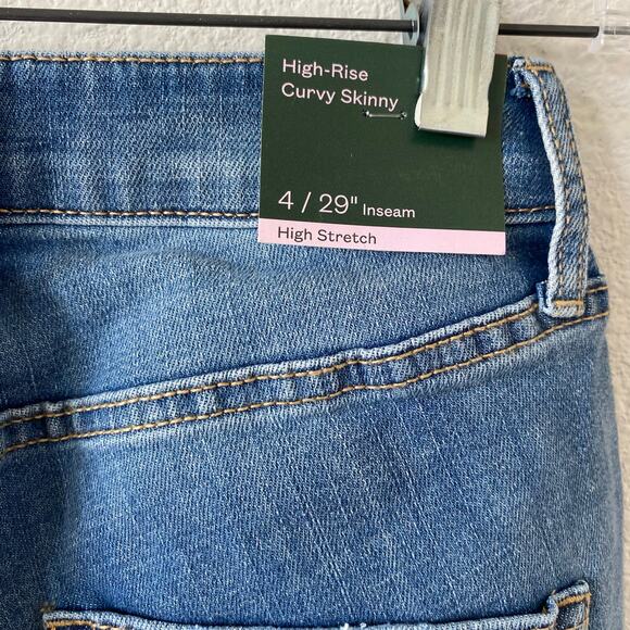 NEW WILD FABLE High Rise Curvy Skinny Jeans Size 4 Medium Blue Wash High Stretch - Picture 3 of 3